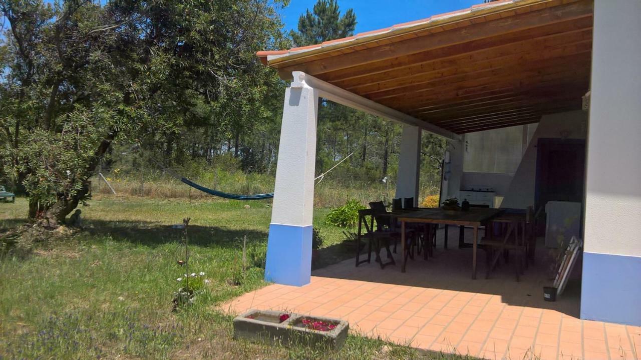Quintinha Mojud Bed & Breakfast Rogil Bagian luar foto