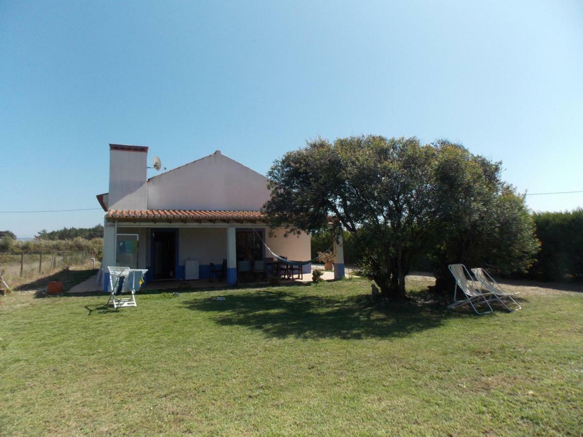 Quintinha Mojud Bed & Breakfast Rogil Bagian luar foto
