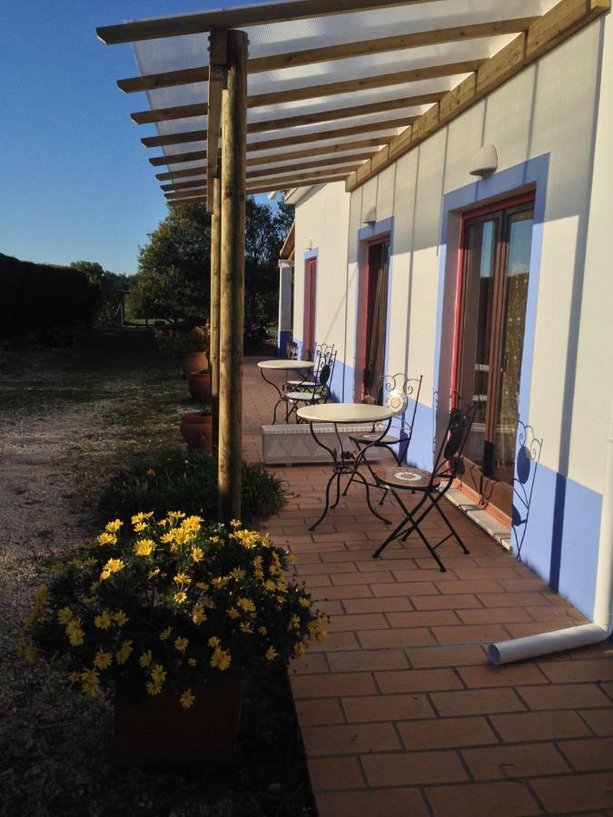 Quintinha Mojud Bed & Breakfast Rogil Bagian luar foto