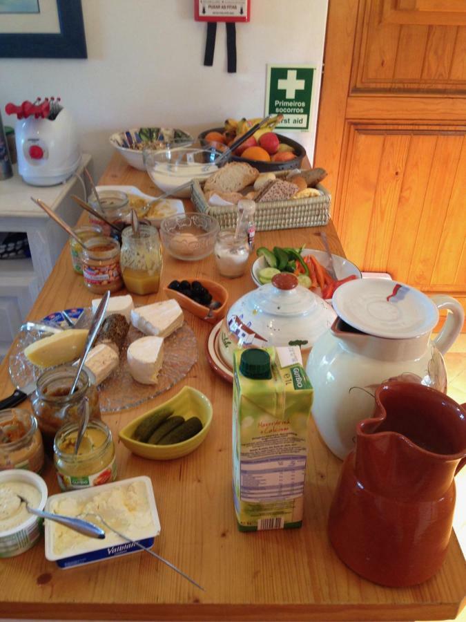 Quintinha Mojud Bed & Breakfast Rogil Bagian luar foto