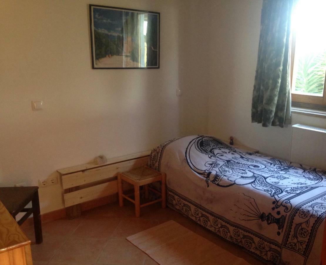 Quintinha Mojud Bed & Breakfast Rogil Bagian luar foto